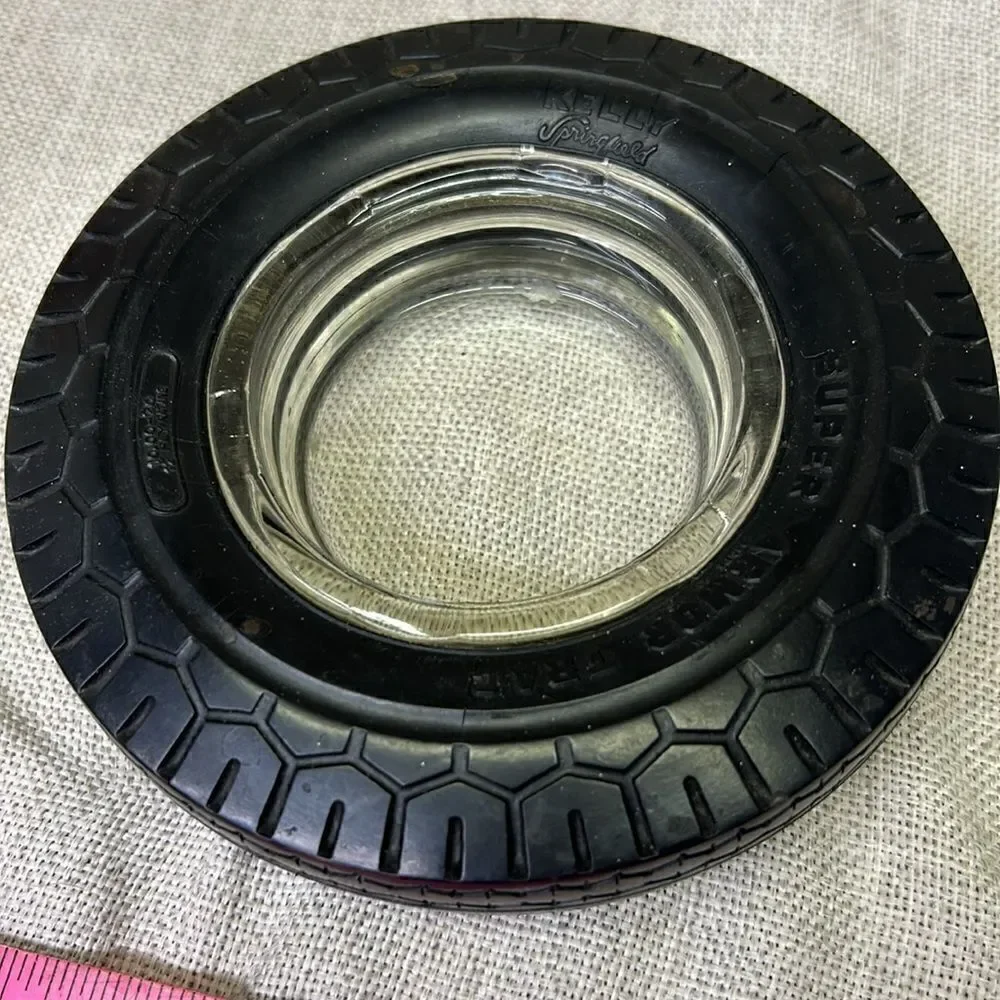 ‎Bundle of 2 vintage kelly tire ashtray,skelly oil.